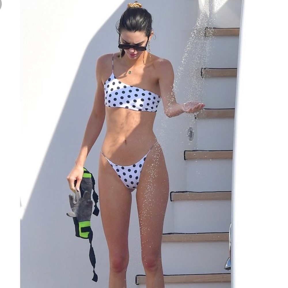 NEW Wanderlust Kendall Jenner White Polka Set